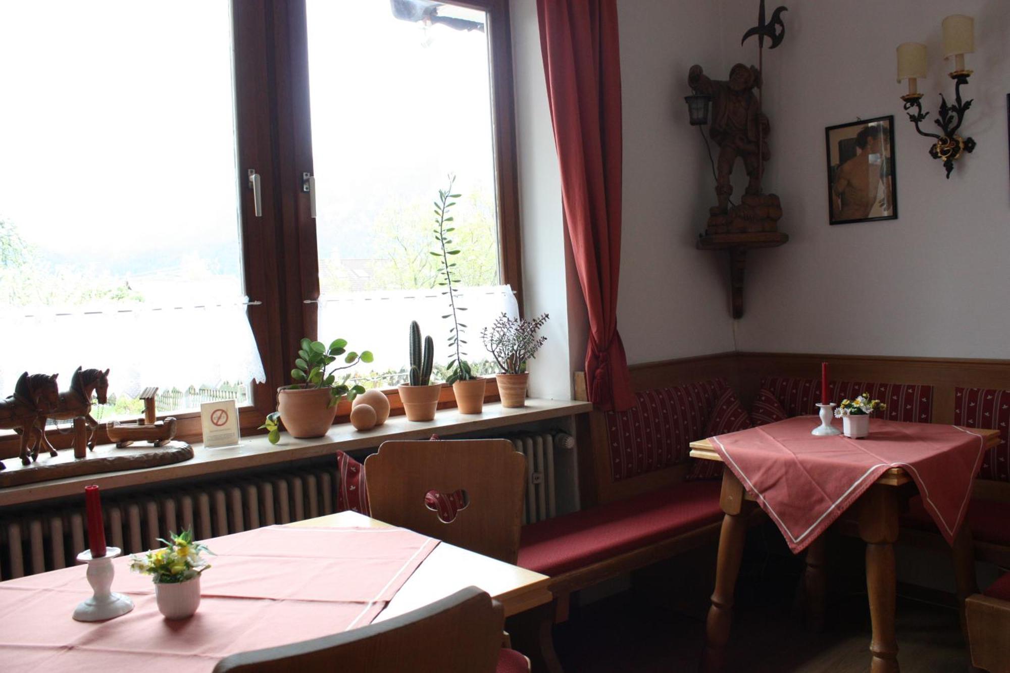 Hotel Garni Otto Huber Oberammergau Bagian luar foto
