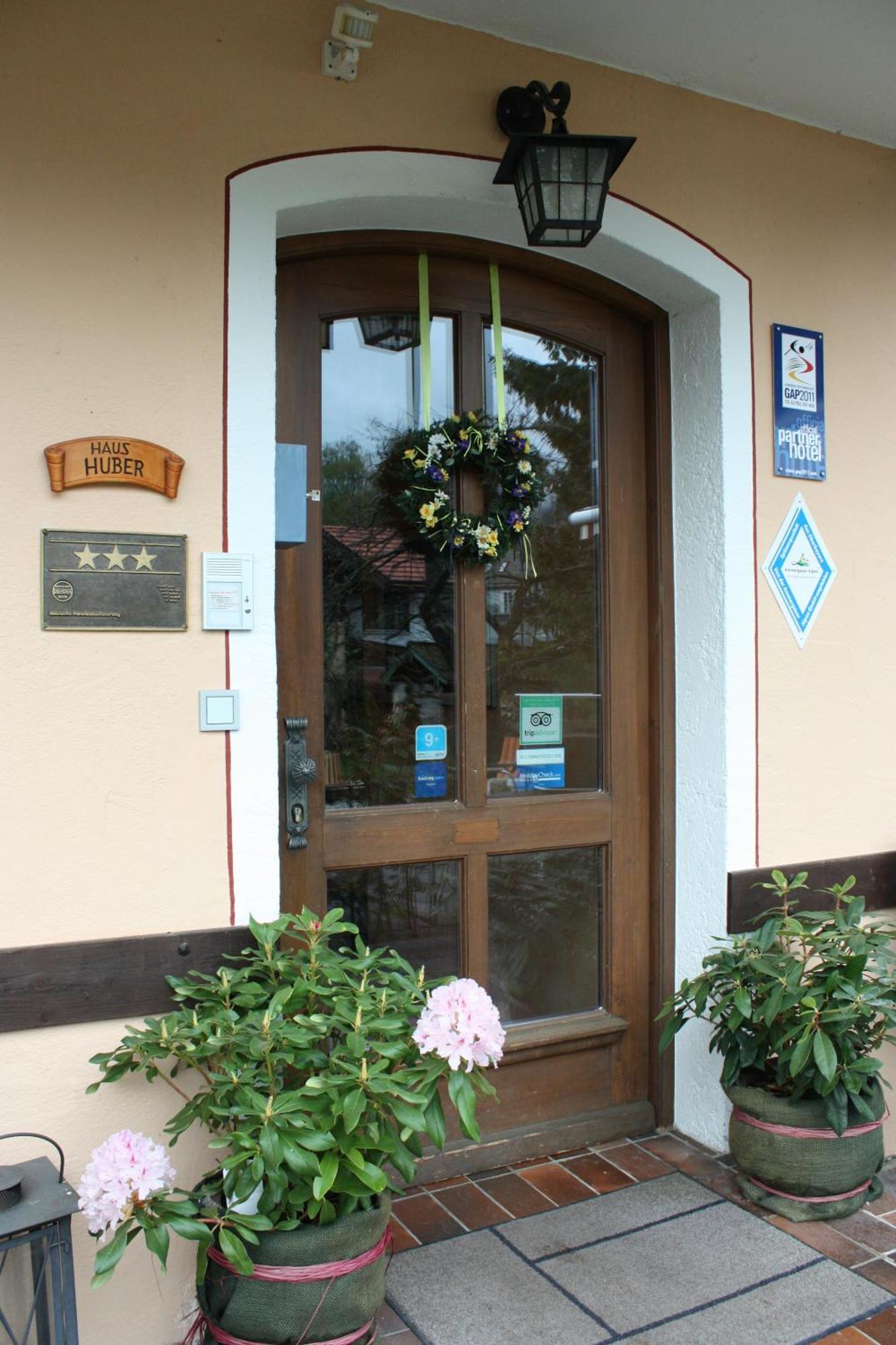 Hotel Garni Otto Huber Oberammergau Bagian luar foto